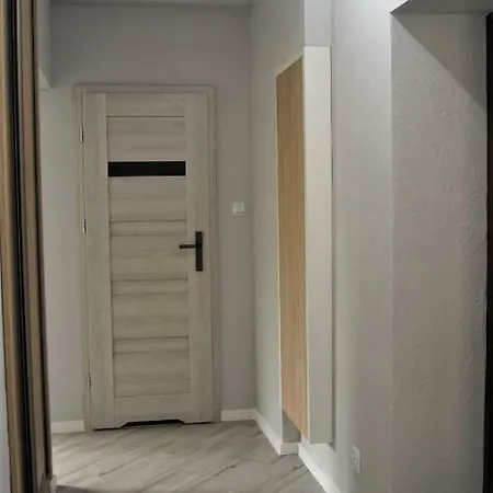 Apartament Five