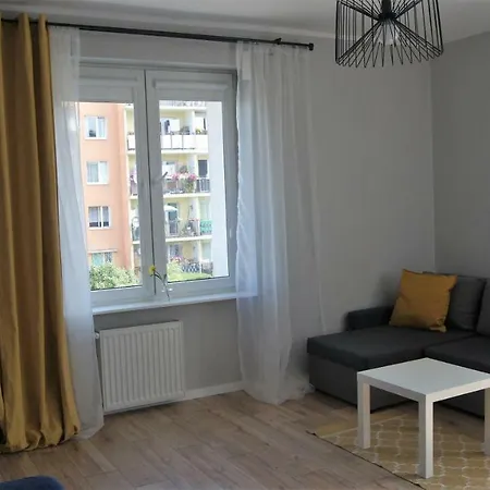 Apartament Five